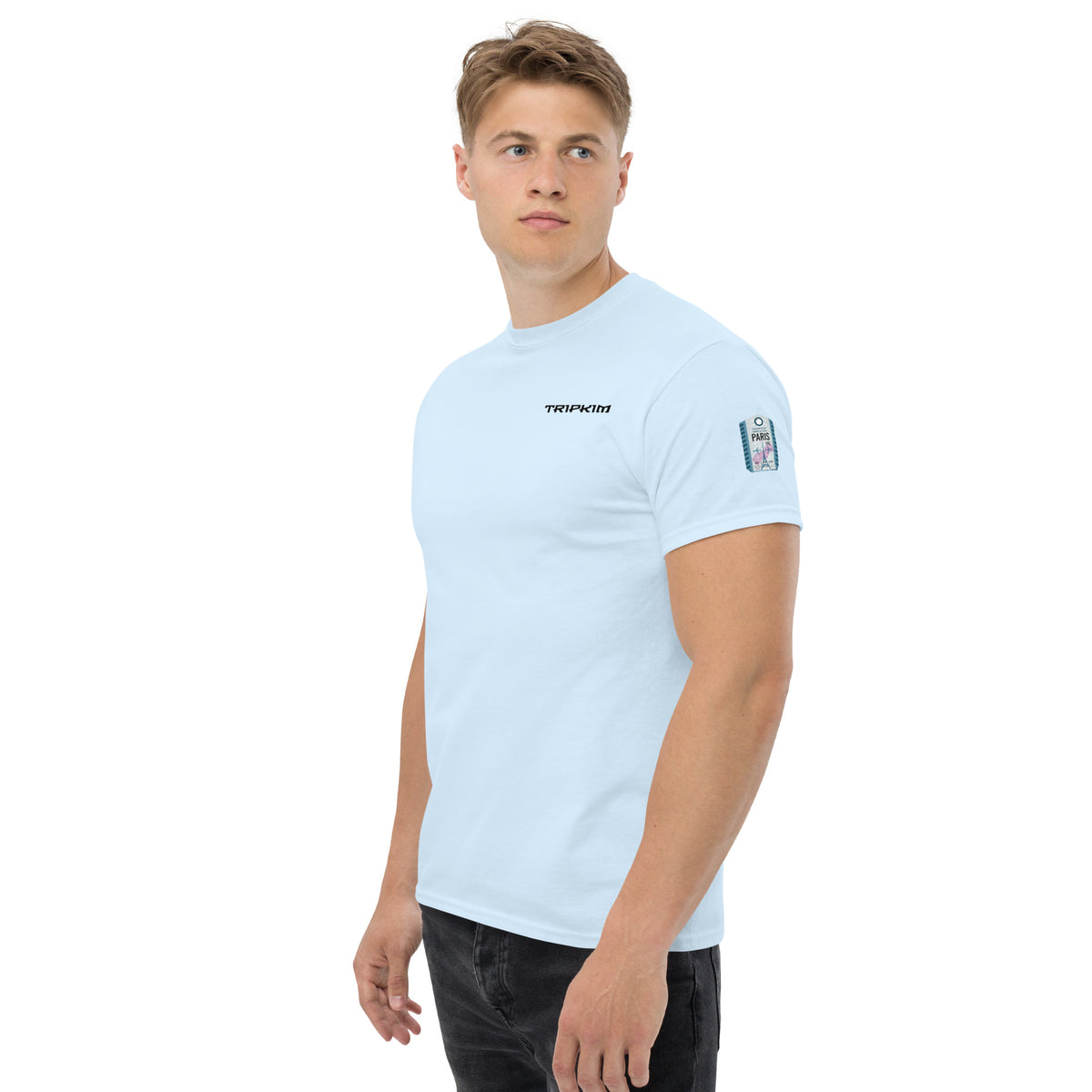 T-shirt Paris CDG bleu clair, vue trois-quarts face - TRIPKIM